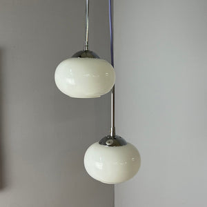 Hängelampe weiß Glas Chrom mit Stab
