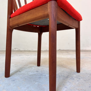 Armlehnstuhl Teak mit orangem Polster von J. L. Møllers Møbelfabrik