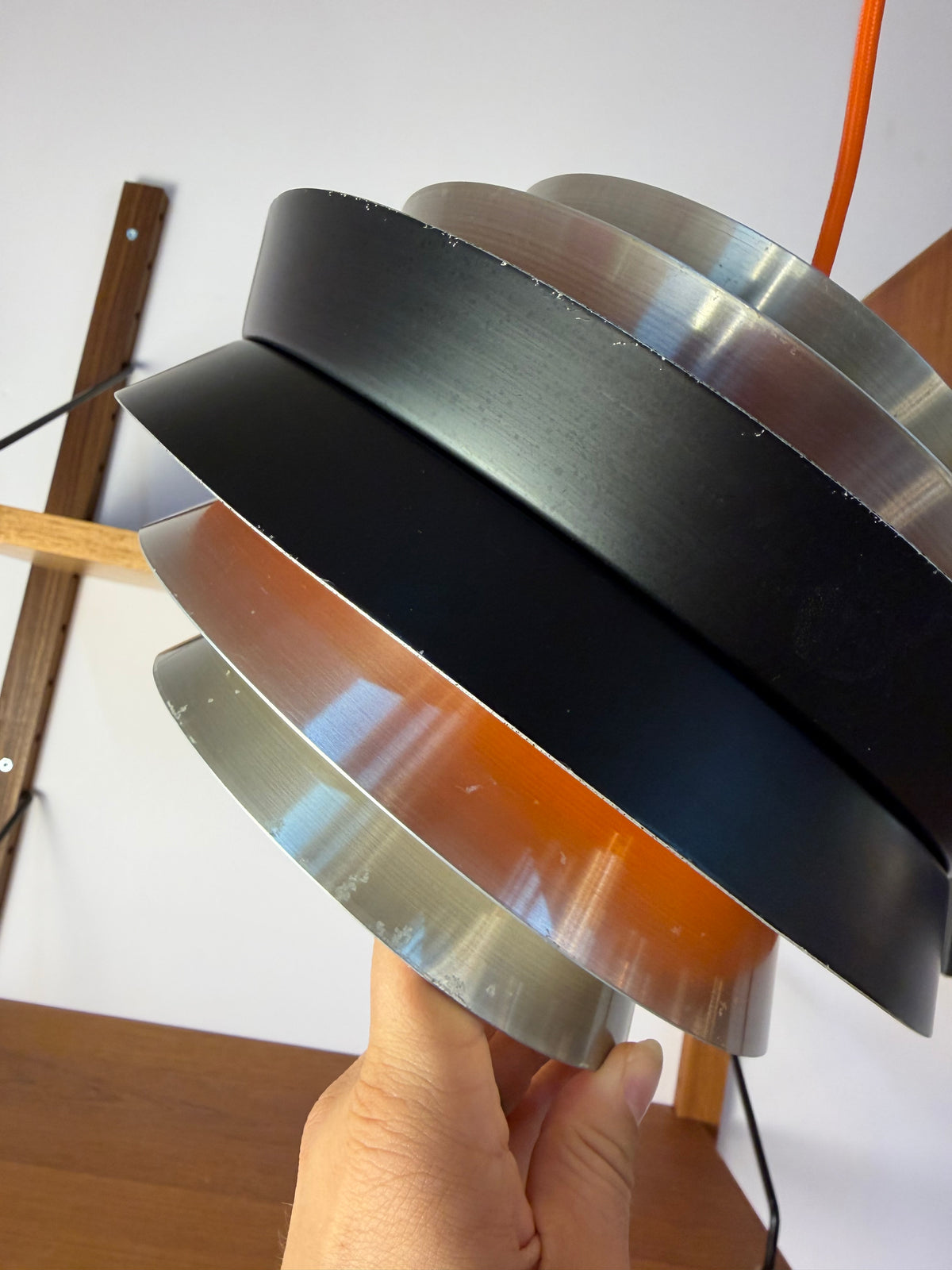 Lamellenlampe Trava silber schwarz orange von Carl Thore für Granhaga