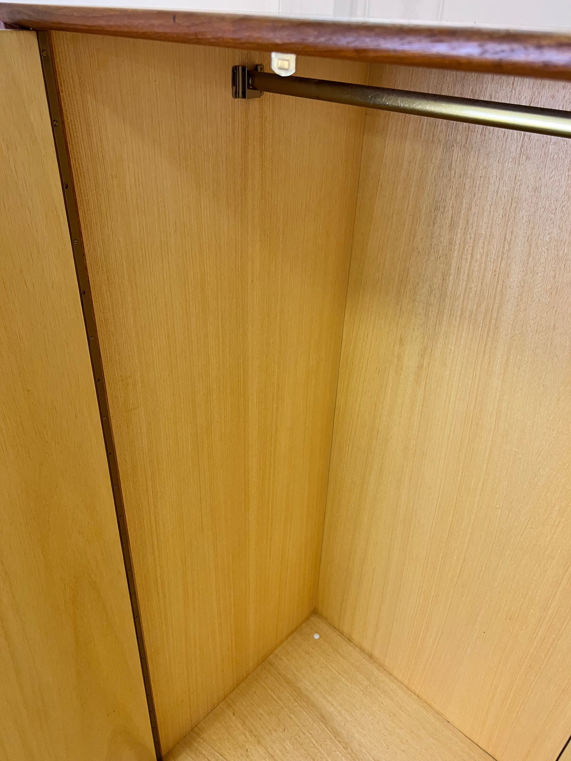 Kleiderschrank Typ 2994 Teak von rt Möbel