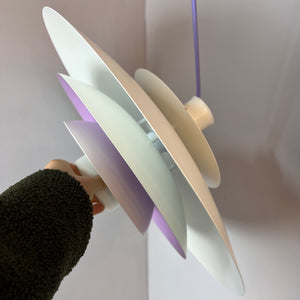 Lamellenlampe weiß lila von Formlight