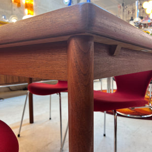 Esstisch Teak von Henning Kjaernulf