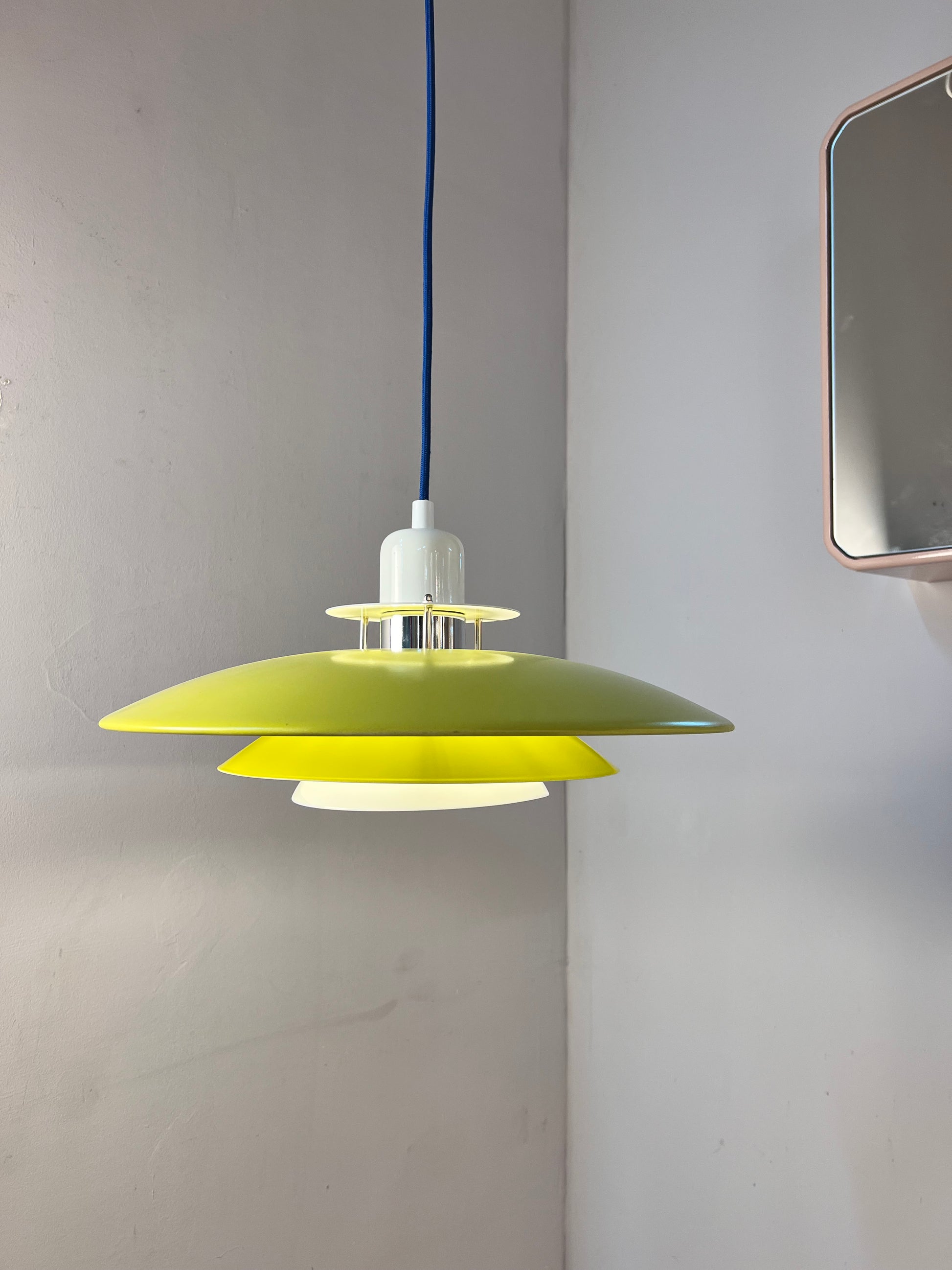 Lamellenlampe teils neu lackiert aus Dänemark