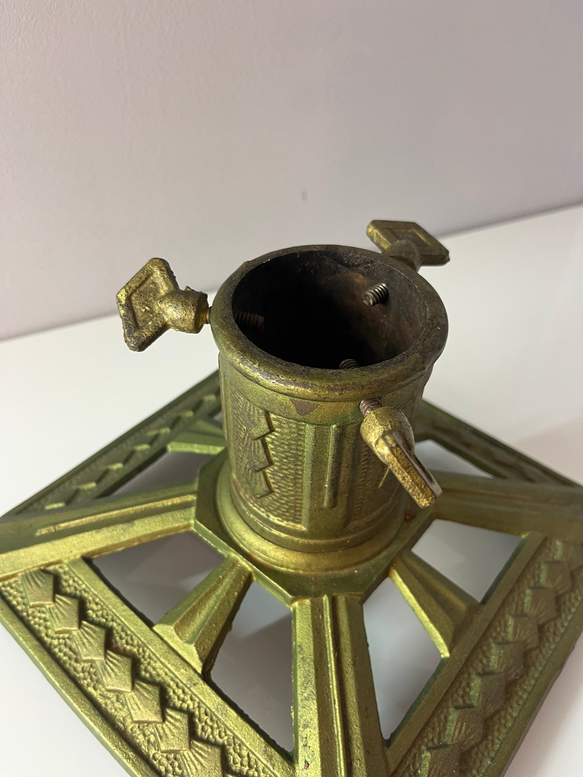 Tannenbaumständer grün Gusseisen