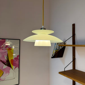 Lamellenlampe Milchglas aus Dänemark