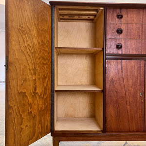 Highboard / Flurschrank Teak aus Dänemark