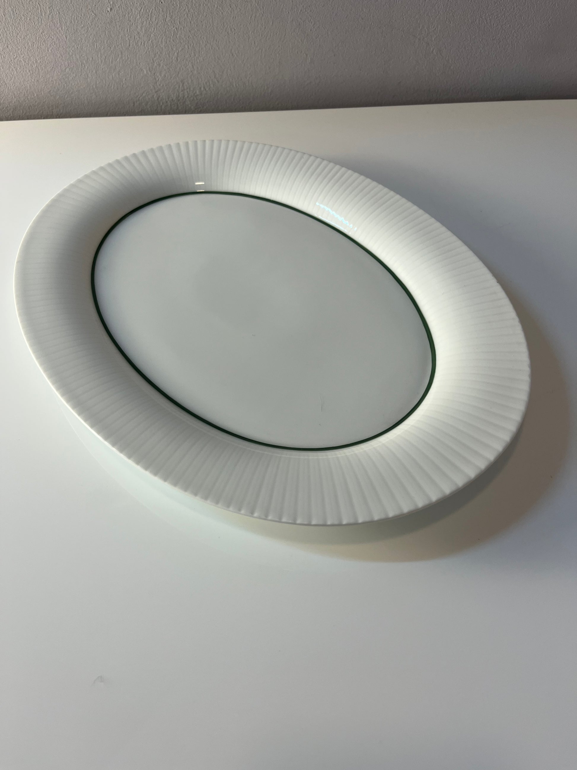 Servierplatte Modulation Secunda grün von Tapio Wirkkala für Rosenthal