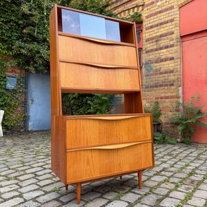 Schrank mit Klappfächern & Vitrine von VEB Möbelindustrie Halle