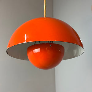 Hängelampe Flowerpot VP1 orange von Verner Panton für Louis Poulsen