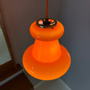 Hängelampe Modell 550 orange Glas von HEMI