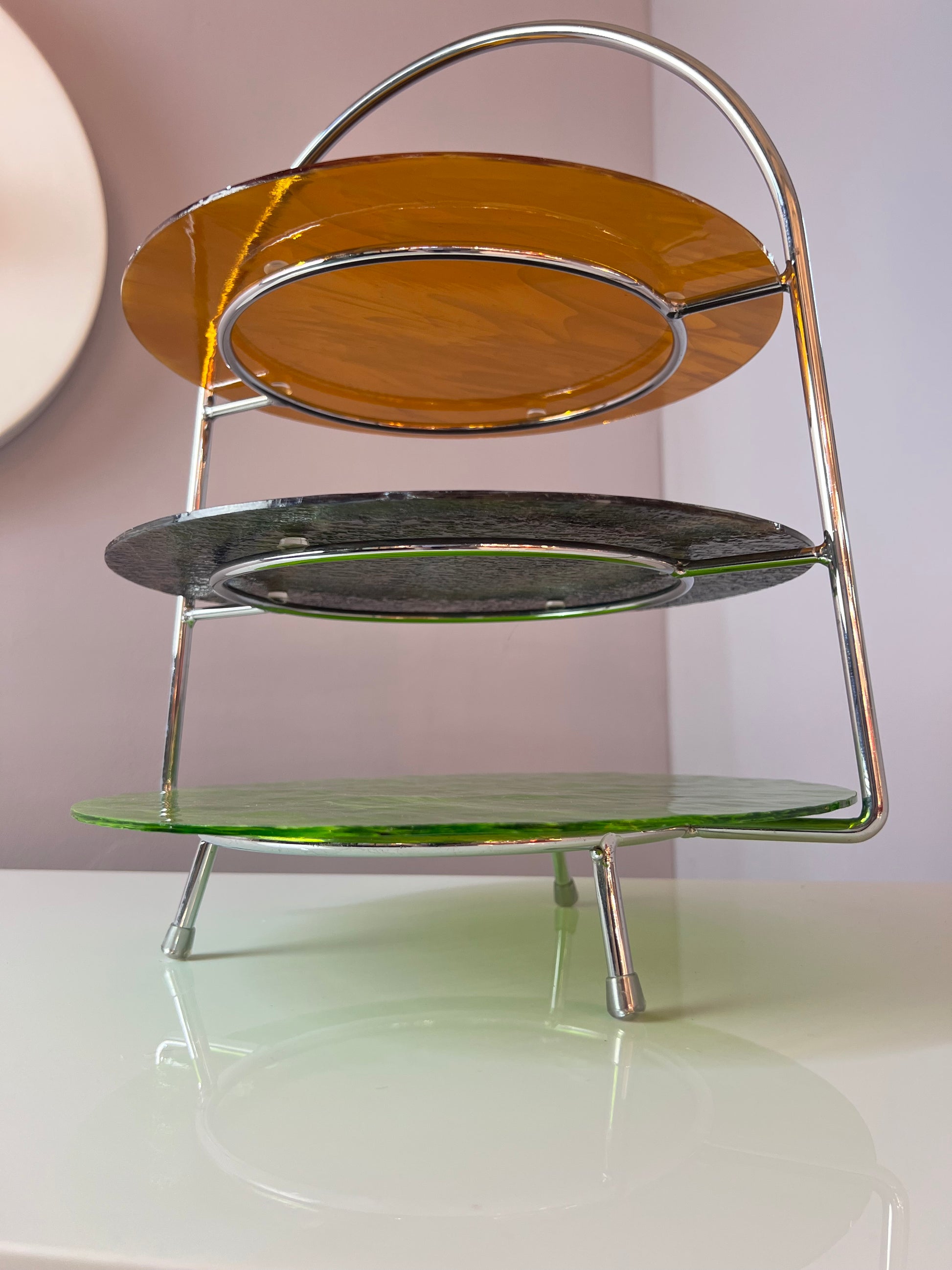 Etagere grün braun orange Glas & Chrom