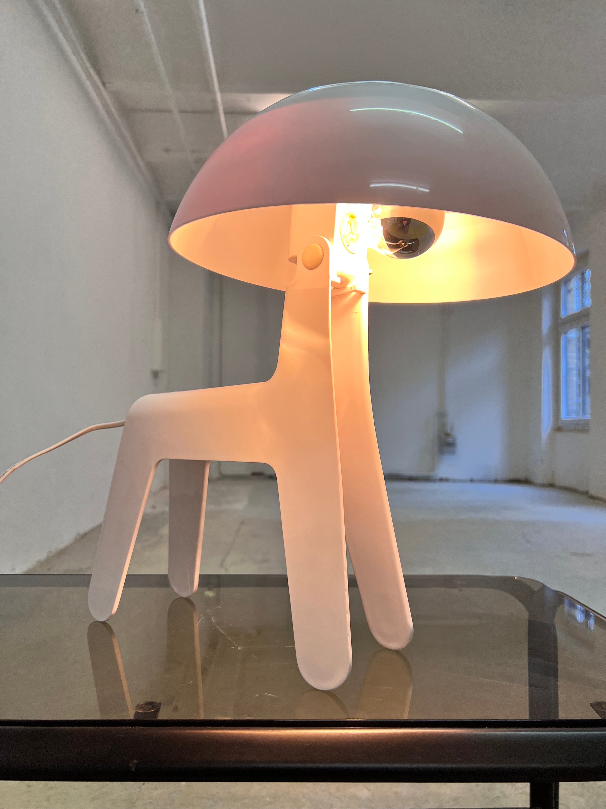 „Doglamp“ Propaganda D-dOG Lampe