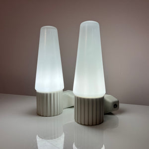 Set: 2x Wandlampe Modell 6020 weiß von Sigvard Bernadotte für Ifö