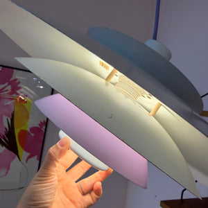 Lamellenlampe weiß lila von Formlight