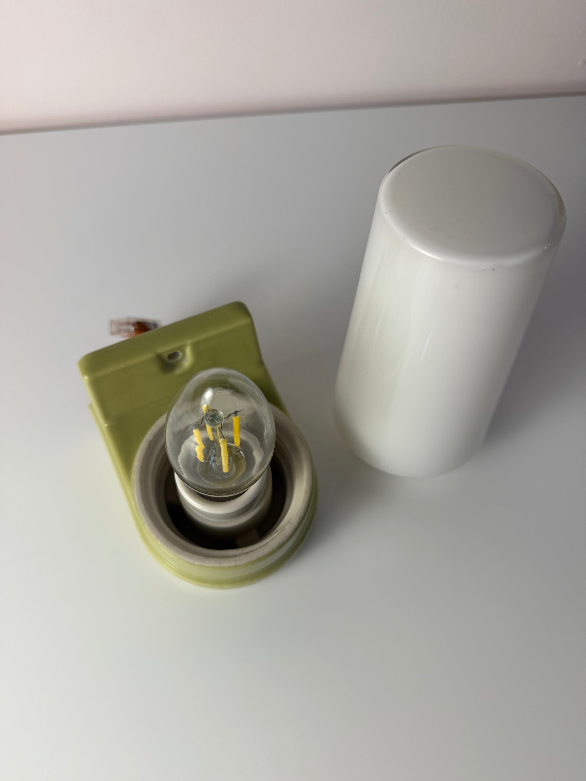 Wandlampe Modell 6080 mintgrün von Sigvard Bernadotte für Ifö