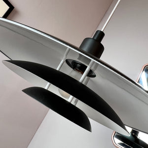 Lamellenlampe schwarz weiß aus Dänemark