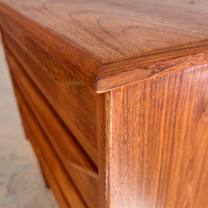 Kommode No. 80 Teak von Egon Tachjelm für Odder