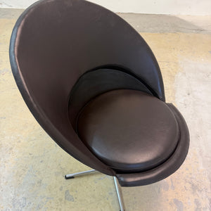 Cone Chair braunes Kunstleder von Verner Panton