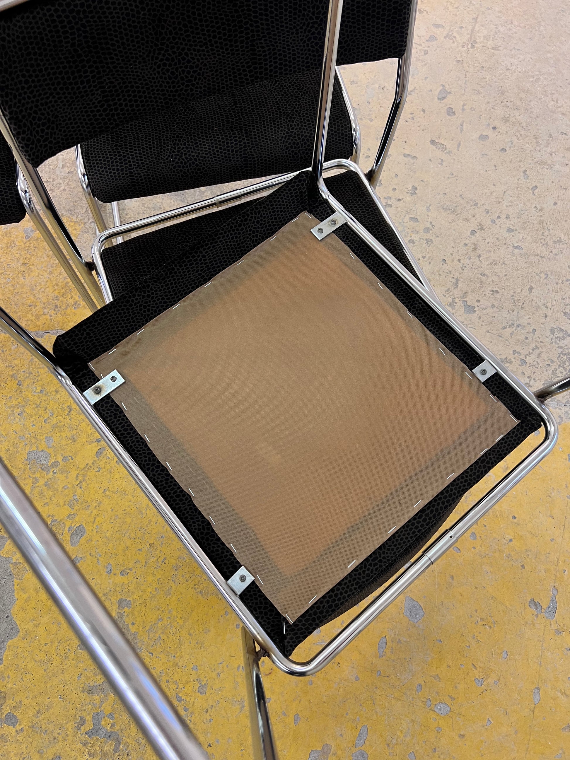 Set: 4x TACKE Polsterstuhl schwarz Chrom