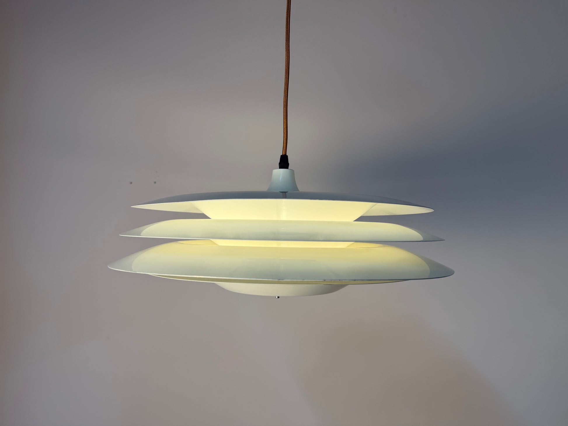 Lamellenlampe Typ 2010 weiß von Vitrika