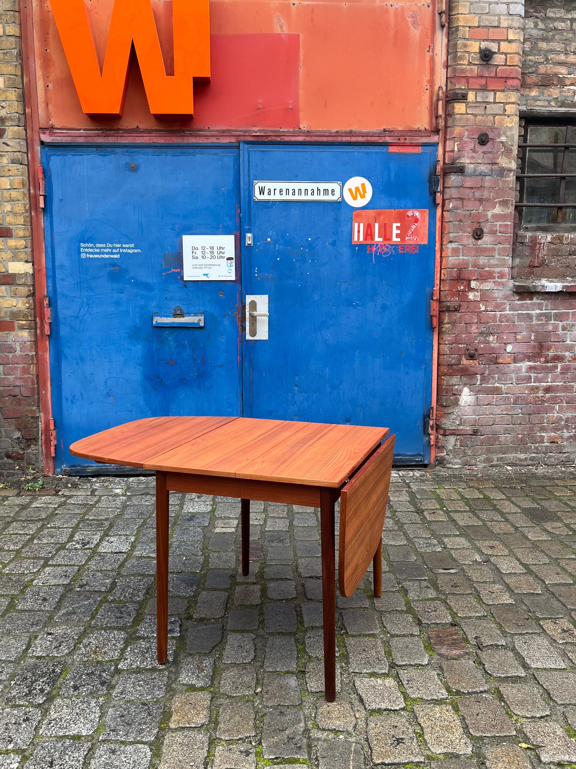 Esstisch Teak verlängerbar mit eingehängten Platten