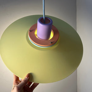 Lamellenlampe neu lackiert flieder gelb mint aus Dänemark
