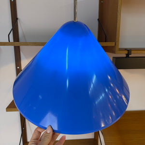 Hängelampe Modell Apollo blau Kunststoff von Nordisk Solar