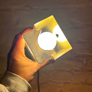 Wandlampe bernsteinfarben Eisglas & Messing von Vitrika