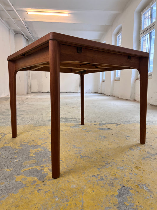 Ausziehbarer quadratischer Esstisch Teak von Vejle
