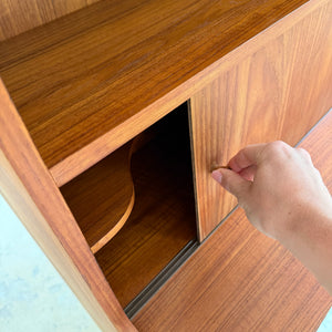 Bücherregal Teak mit Schiebetüren aus Dänemark