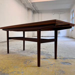 Ausziehbarer Couchtisch Teak mit Ablage