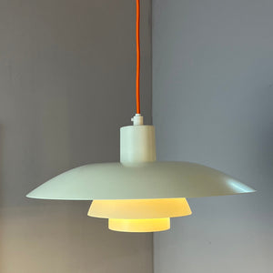 Lamellenlampe PH4 cremeweiß von Poul Henningsen für Louis Poulsen
