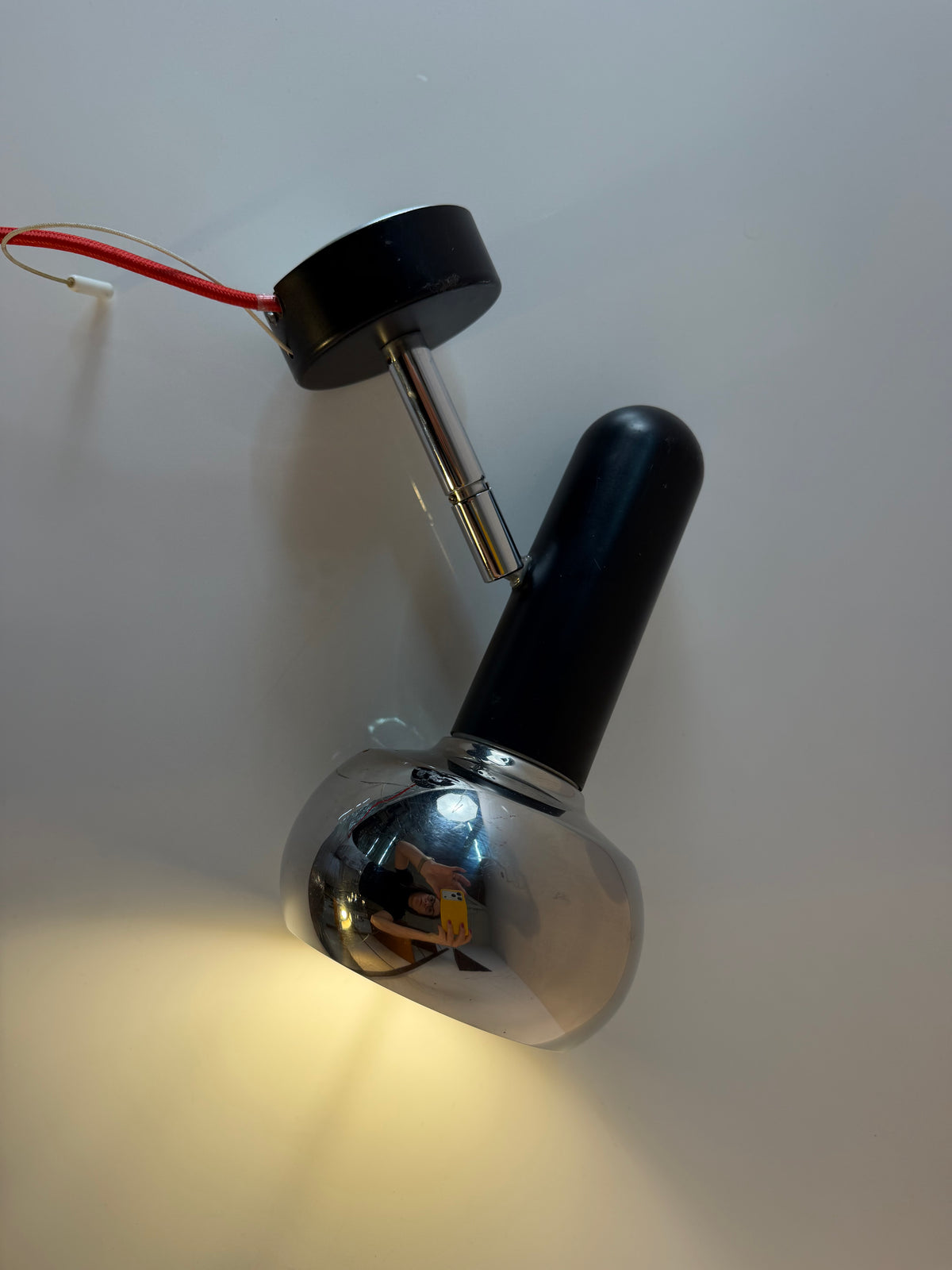 Wandlampe schwarz Chrom von Simon & Schelle (Sische)