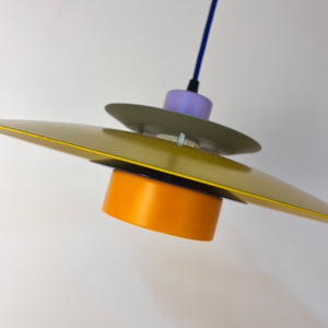 Lamellenlampe neu lackiert, Dänemark
