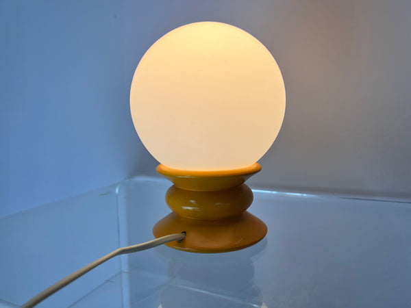 Temde Tischlampe 60er Jahre gelb