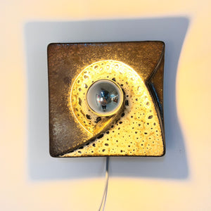 Wandlampe braun weiß Keramik von WGP PAN