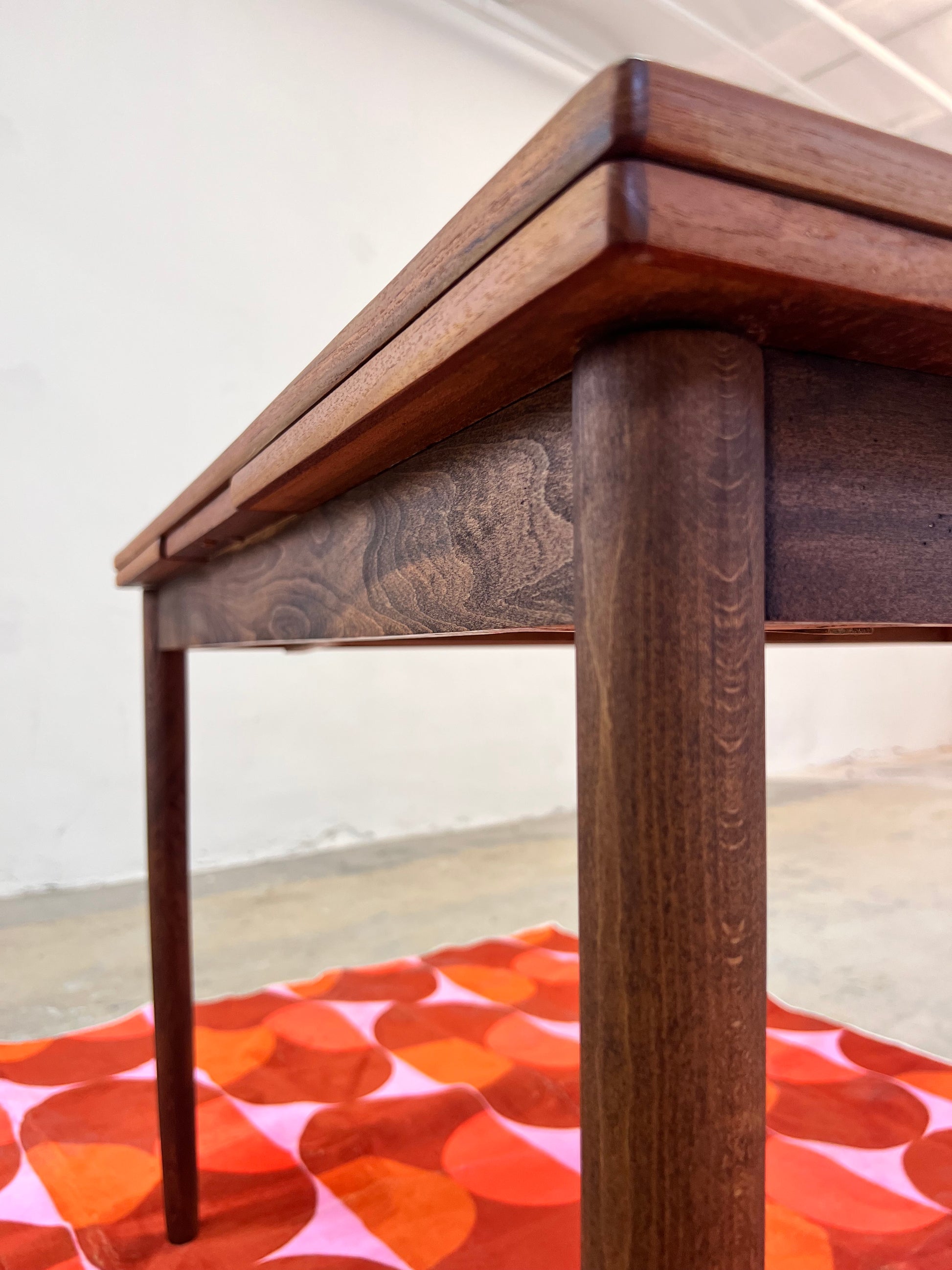 Kleiner ausziehbarer Esstisch Teak aus Dänemark