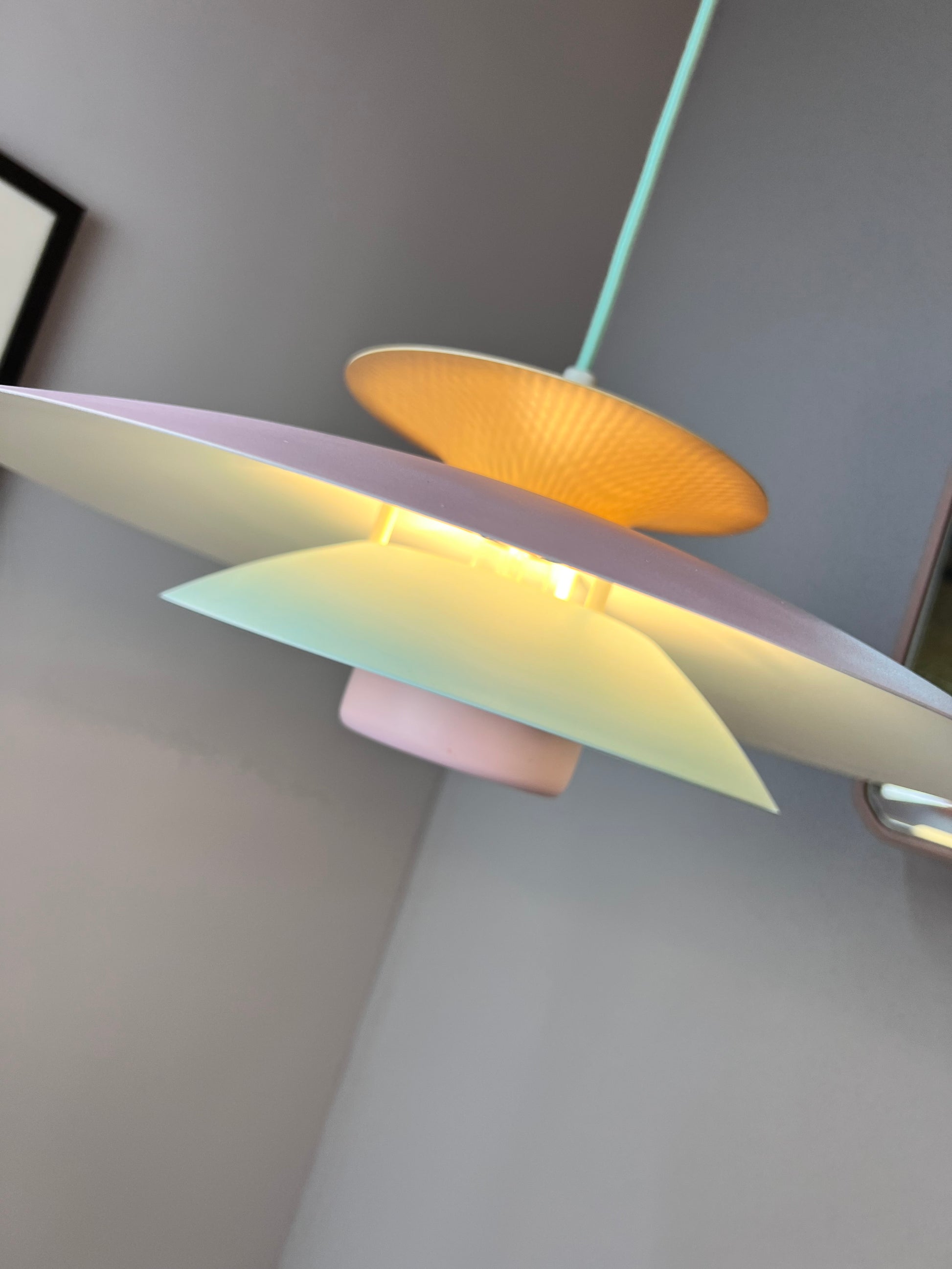 Lamellenlampe neu lackiert rosa mint