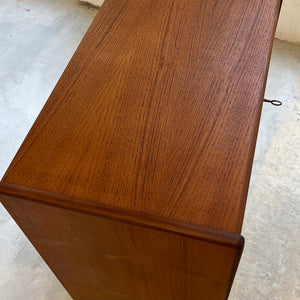 Kommode Teak mit Schloss aus Dänemark
