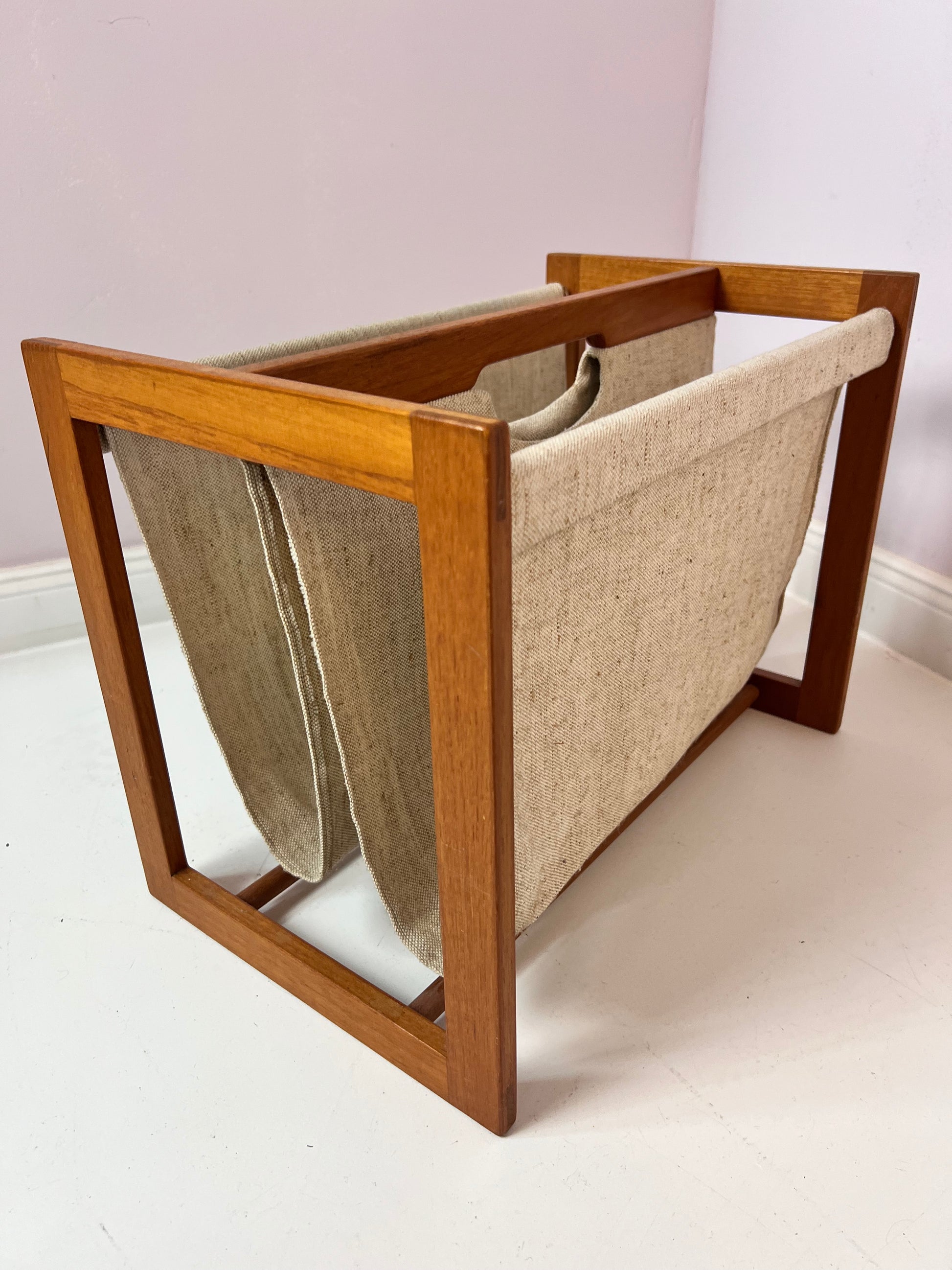 Zeitungsständer Modell 701 von Aksel Kjersgaard
