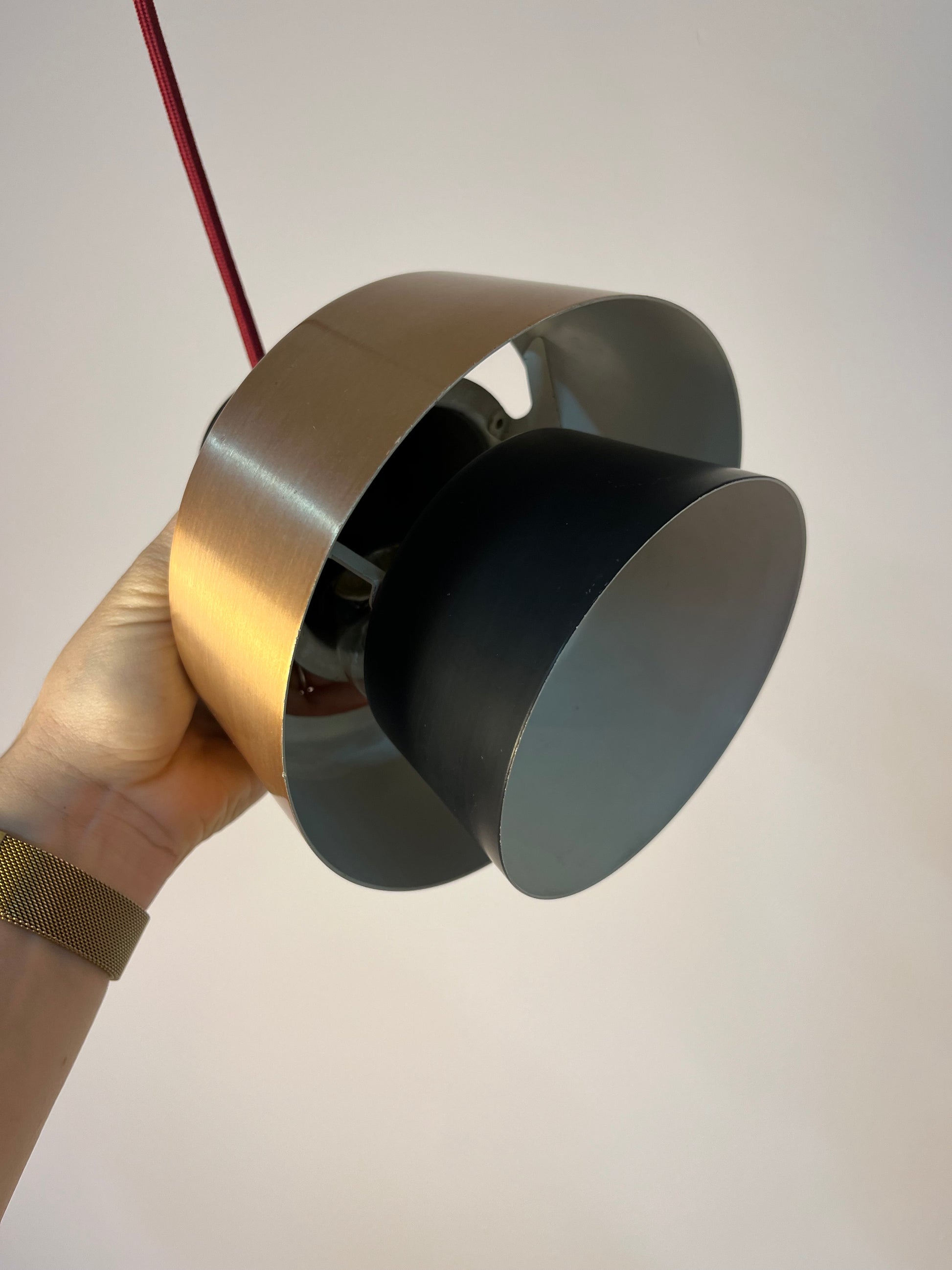Lamellenlampe schwarz Kupfer aus Dänemark