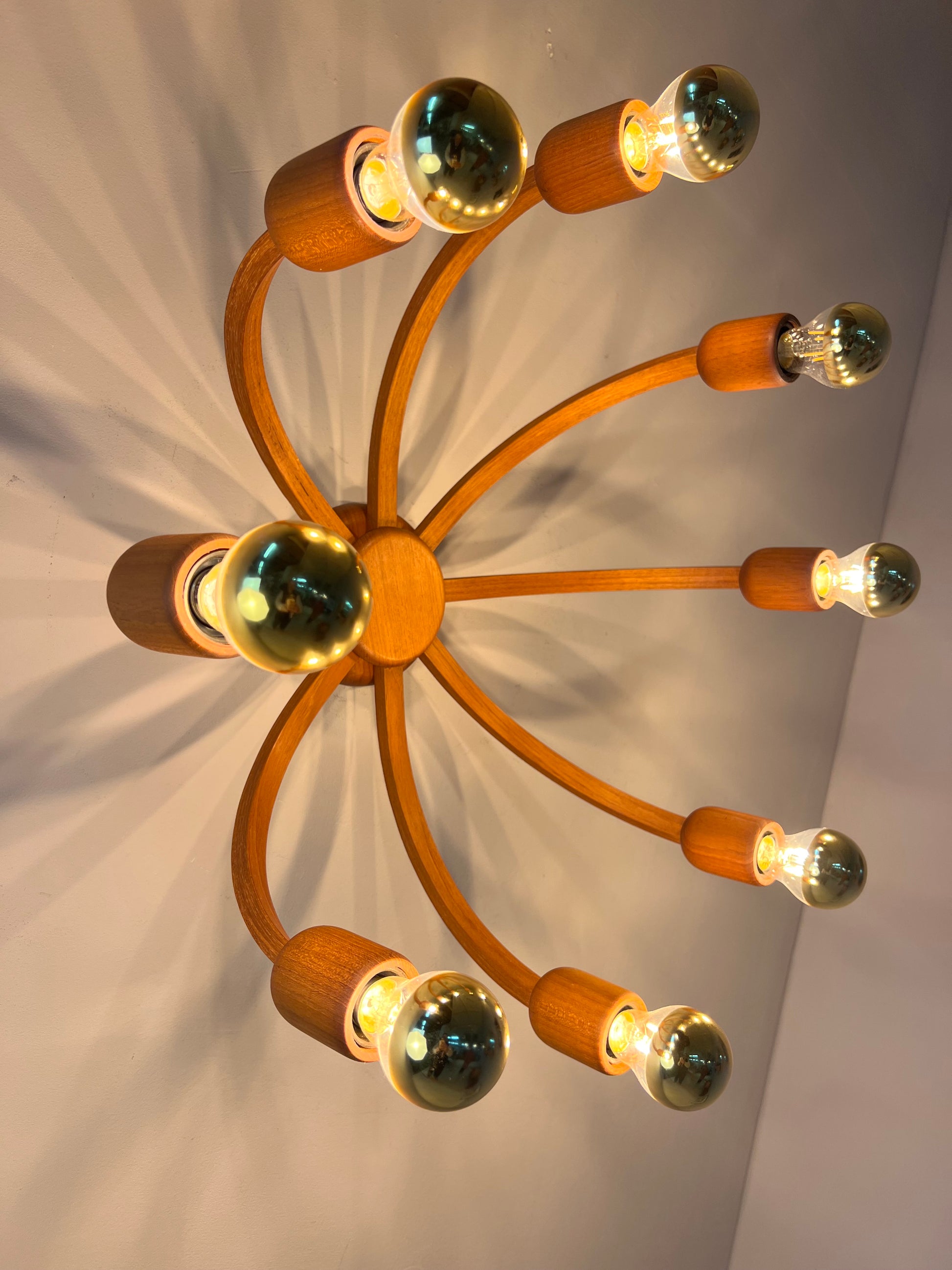 Achtarmige Wandlampe / Deckenlampe Teak von DOMUS
