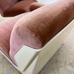 Modularer Schalensessel rosa Samt & Kunststoff