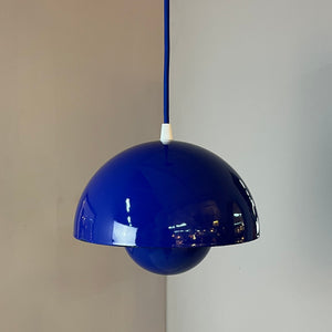 Hängelampe Flowerpot blau Emaille von Verner Panton für Louis Poulsen