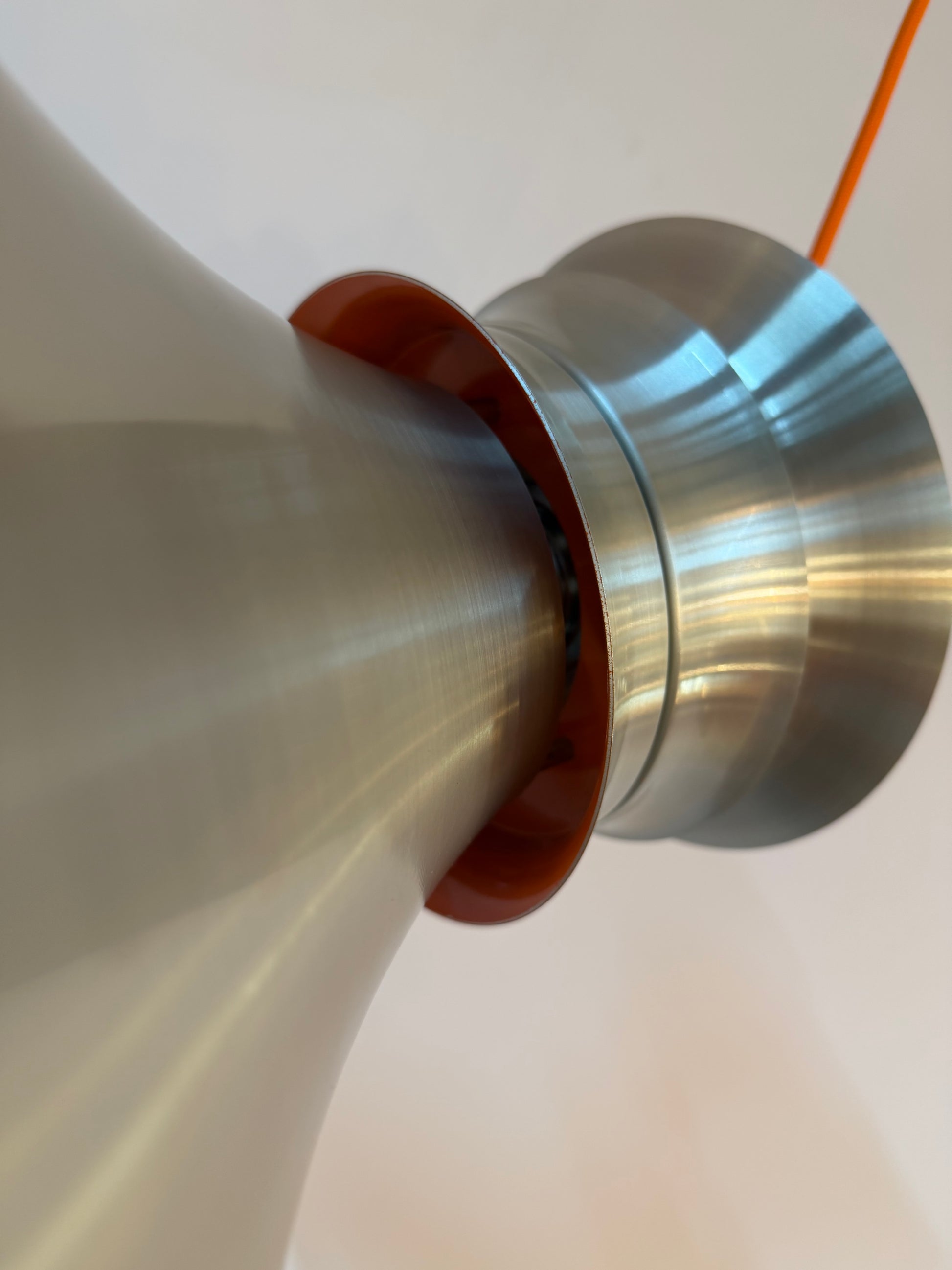 Hängelampe silber orange aus Dänemark