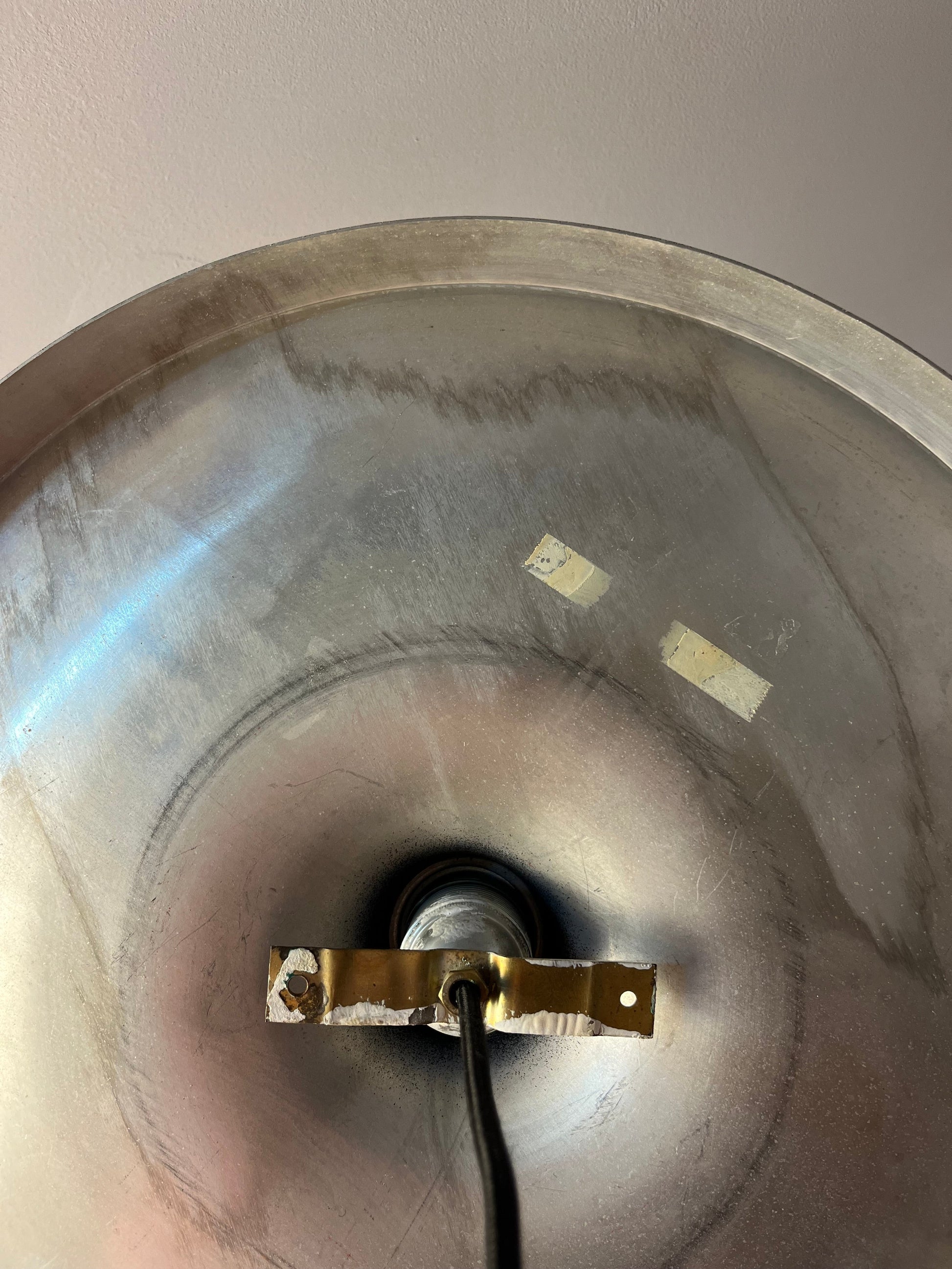 Wandlampe Diskus schwarz neu lackiert