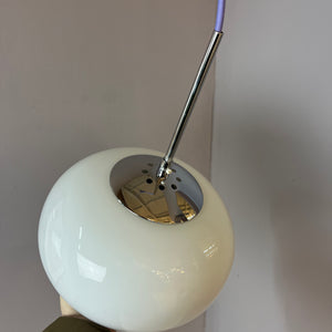 Hängelampe weiß Glas Chrom mit Stab
