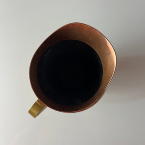 Krug Kupfer mit Holzgriff