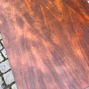 Esstisch Nussbaum ausziehbar mit abgerundeten Auszügen