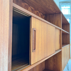 Regal auf Hairpinlegs aus Dänemark